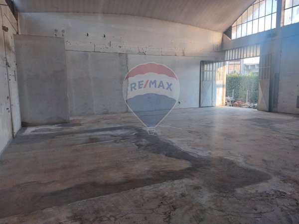 locale di sgombero in vendita a Bardello con Malgesso e Bregano in zona Bardello