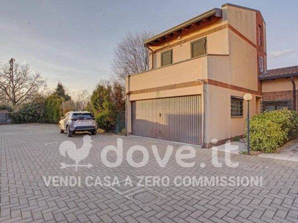 casa indipendente in vendita a Bardello con Malgesso e Bregano