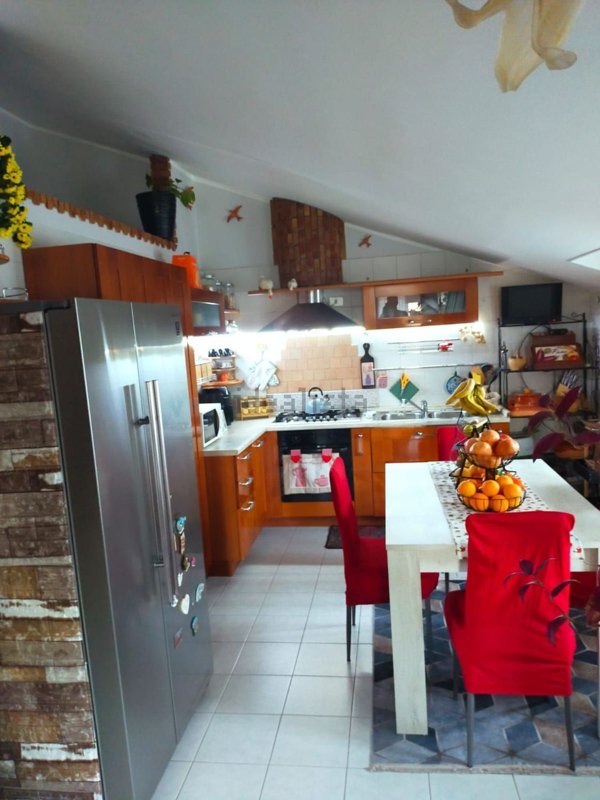 appartamento in vendita a Bardello con Malgesso e Bregano in zona Malgesso