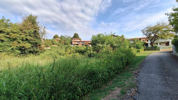 casa indipendente in vendita a Bardello con Malgesso e Bregano