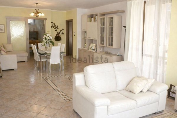 appartamento in vendita a Bardello con Malgesso e Bregano