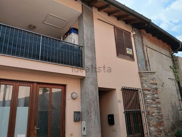 appartamento in vendita a Bardello con Malgesso e Bregano in zona Malgesso