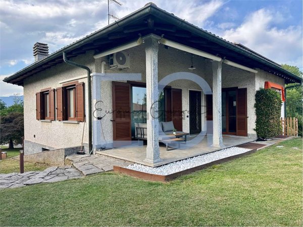 casa indipendente in vendita a Bardello con Malgesso e Bregano in zona Bardello