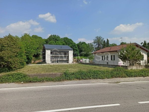 casa indipendente in vendita ad Albavilla