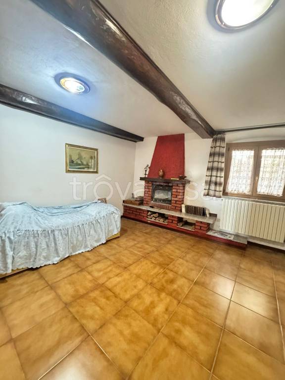 appartamento in vendita ad Albavilla