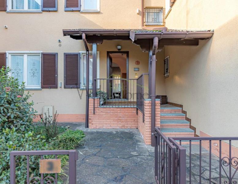 casa indipendente in vendita ad Albavilla