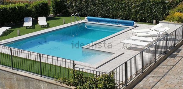casa indipendente in vendita ad Albavilla