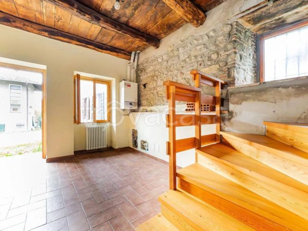 appartamento in vendita ad Albavilla