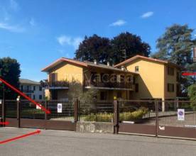 appartamento in vendita ad Albavilla in zona Saruggia