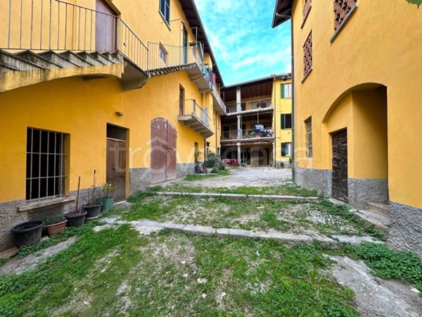 appartamento in vendita ad Albavilla