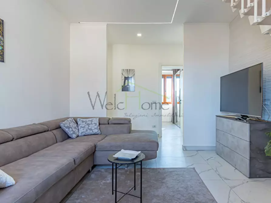 appartamento in vendita ad Albavilla in zona Carcano