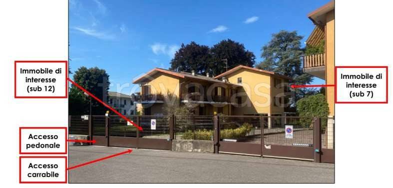 appartamento in vendita ad Albavilla in zona Saruggia