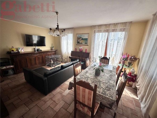 casa indipendente in vendita ad Albavilla