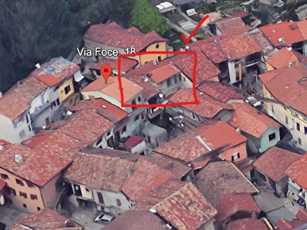 casa indipendente in vendita ad Albavilla