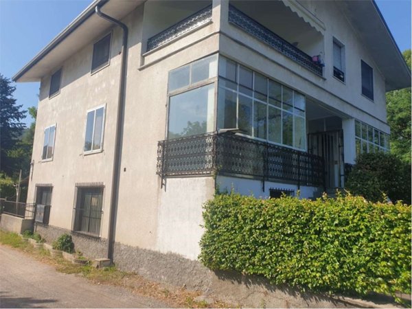 appartamento in vendita ad Albavilla