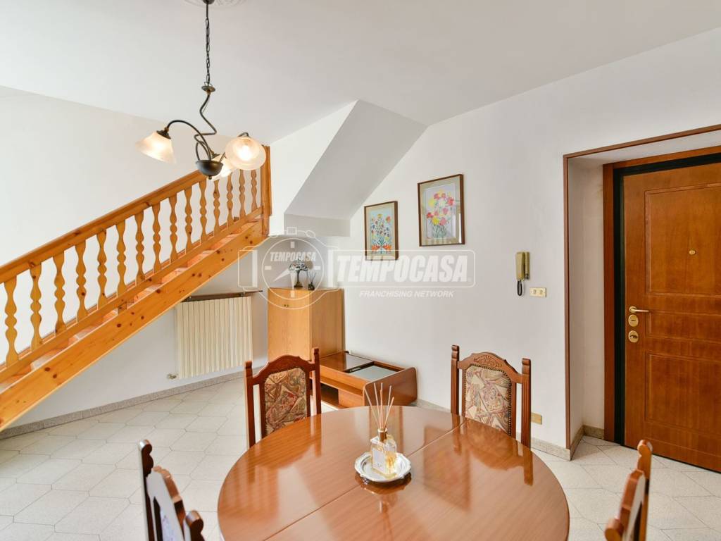 appartamento in vendita ad Albavilla