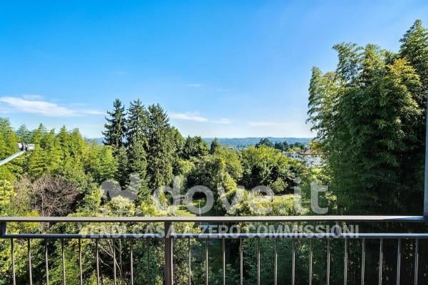 appartamento in vendita ad Albavilla