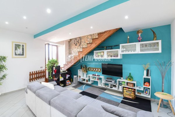 appartamento in vendita ad Albavilla