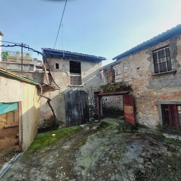 appartamento in vendita ad Albavilla