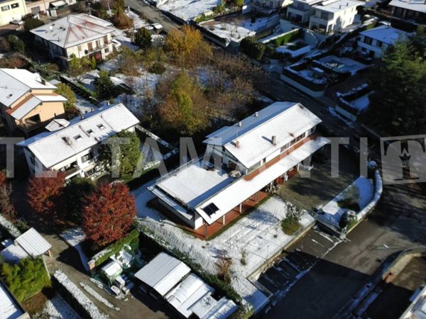 casa indipendente in vendita ad Albavilla