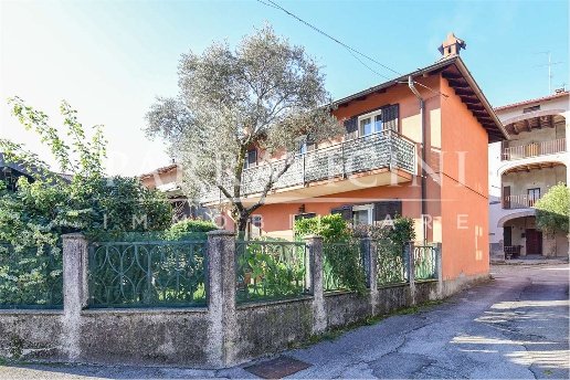 appartamento in vendita ad Albavilla