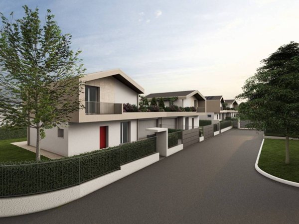 casa indipendente in vendita ad Albavilla