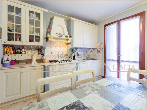 appartamento in vendita ad Albavilla