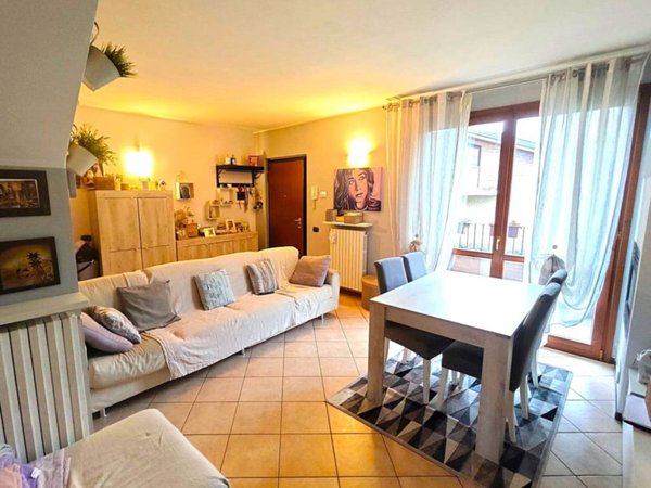 appartamento in vendita ad Albavilla