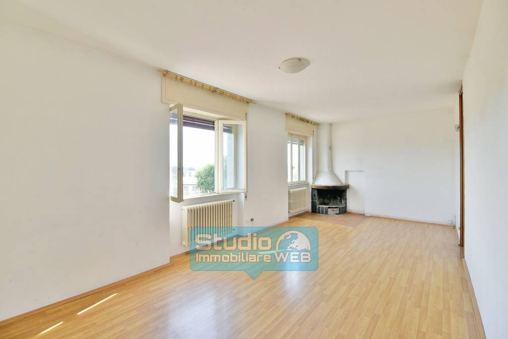 appartamento in vendita ad Albavilla