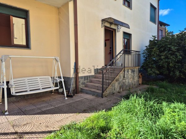 appartamento in vendita ad Albavilla in zona Carcano