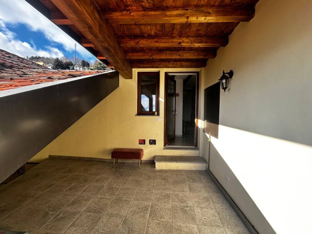 appartamento in vendita ad Albavilla