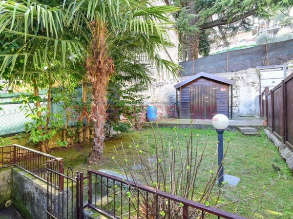 appartamento in vendita ad Albavilla