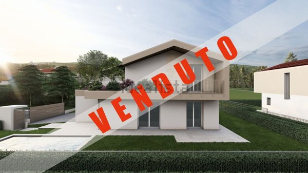 casa indipendente in vendita ad Albavilla