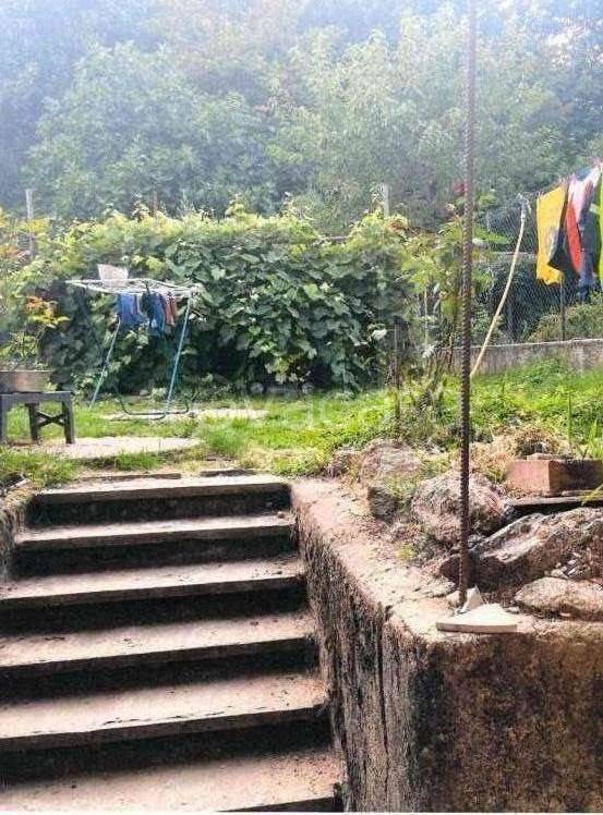 appartamento in vendita ad Albavilla in zona Saruggia