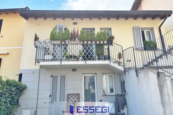 appartamento in vendita ad Albavilla