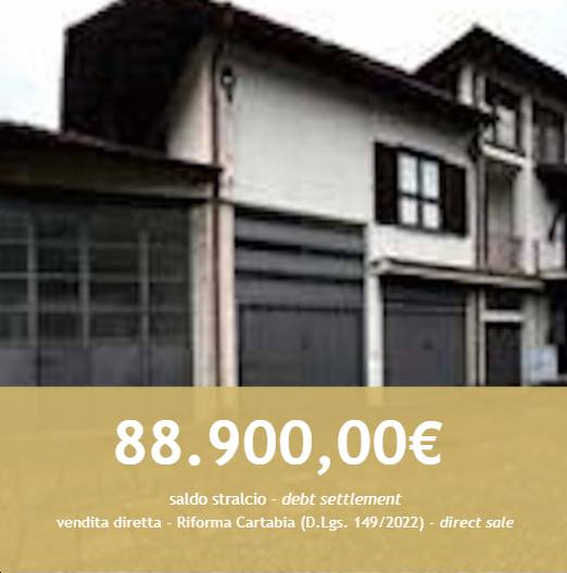 appartamento in vendita ad Albavilla in zona Carcano