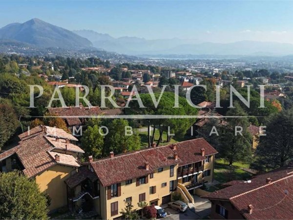 appartamento in vendita ad Albavilla