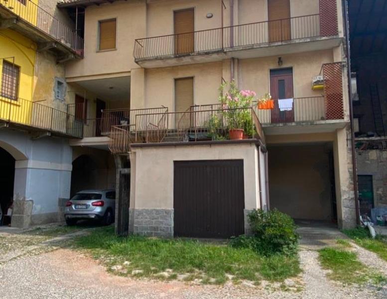 appartamento in vendita ad Albese con Cassano