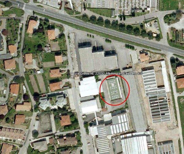 locale commerciale in affitto ad Albese con Cassano