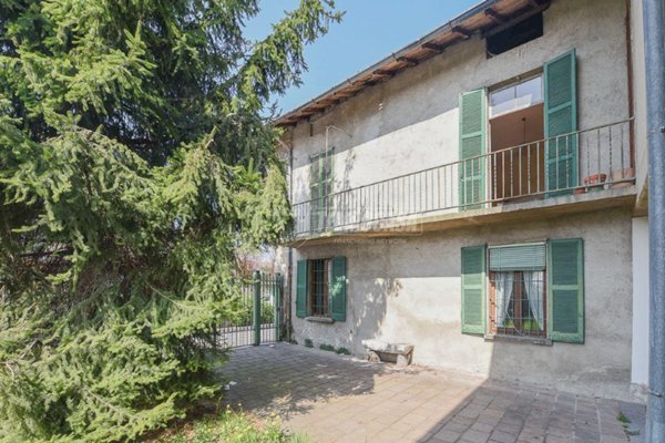 casa indipendente in vendita ad Albese con Cassano