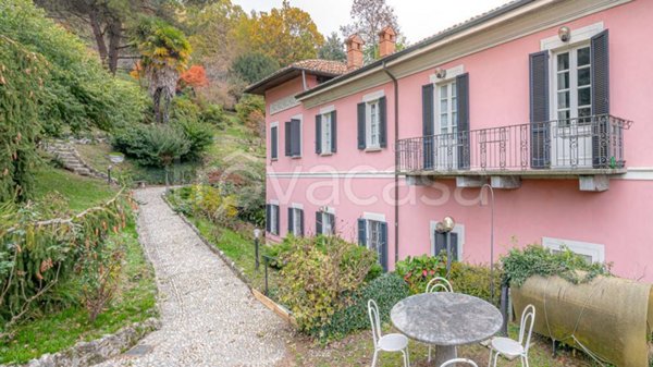 casa indipendente in vendita ad Albese con Cassano