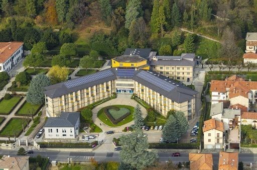 casa indipendente in vendita ad Albese con Cassano