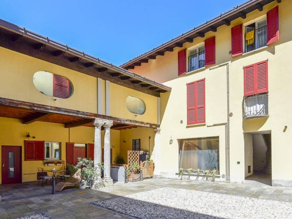 appartamento in vendita ad Albese con Cassano