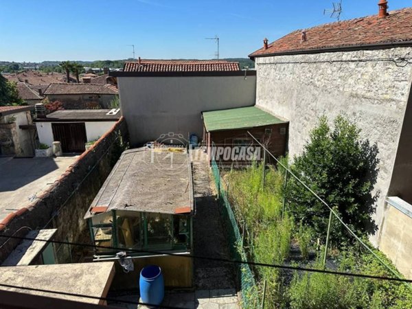 appartamento in vendita ad Albese con Cassano