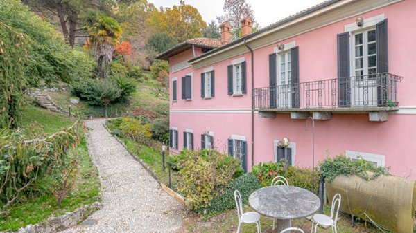 casa indipendente in vendita ad Albese con Cassano