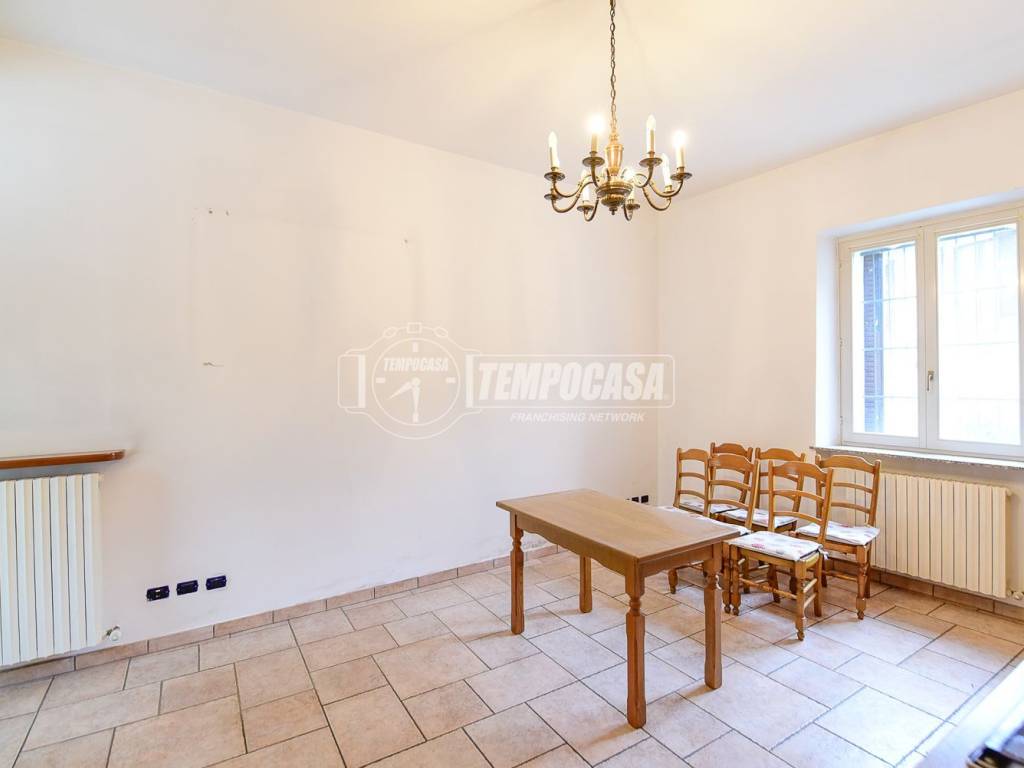 appartamento in vendita ad Albese con Cassano