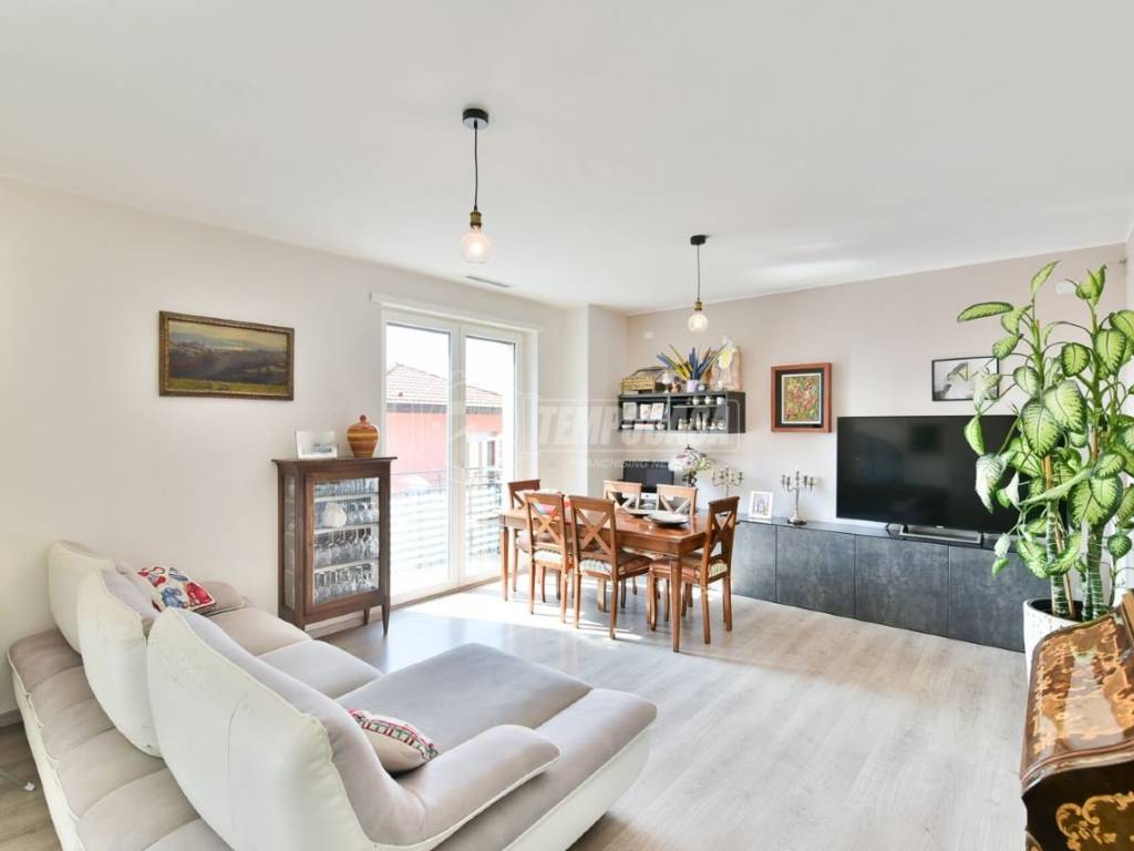 appartamento in vendita ad Albese con Cassano