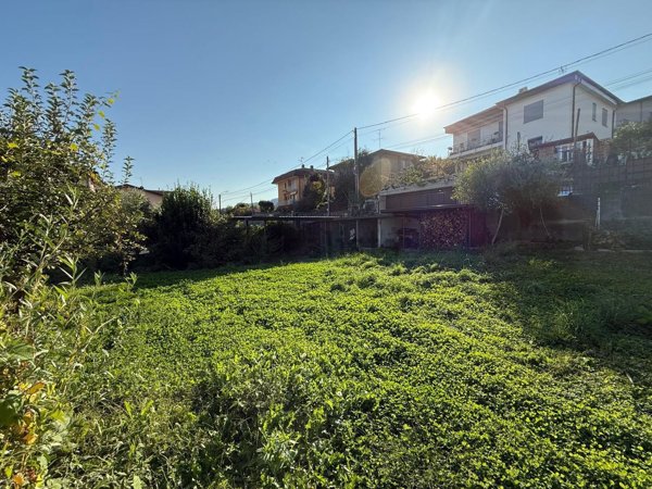 terreno edificabile in vendita ad Albese con Cassano