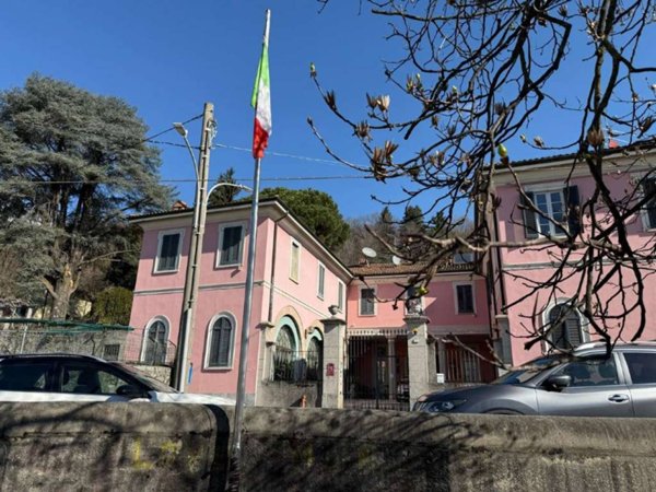 appartamento in vendita ad Albese con Cassano