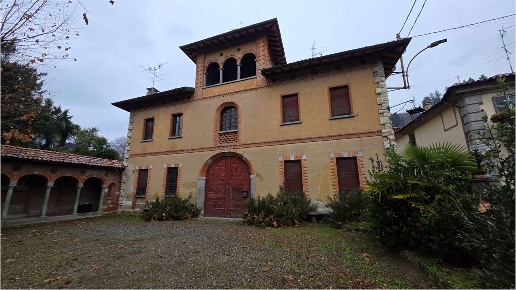 casa indipendente in vendita ad Albese con Cassano